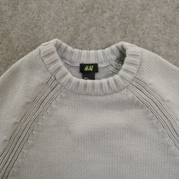 H&M Sweater - Picture 3 of 15